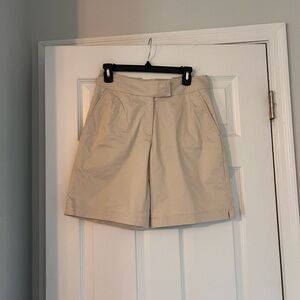 Nike Golf Women's Khaki Dri-Fit Golf Shorts Size 4 Small